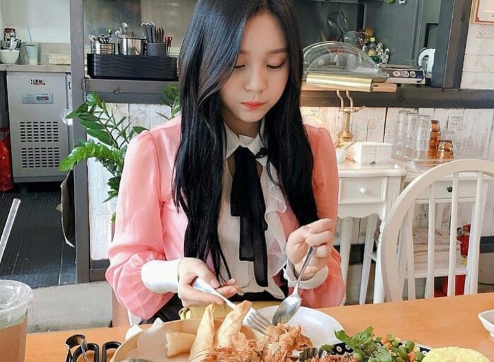 여자친구 엄지&신비.insta | 인스티즈