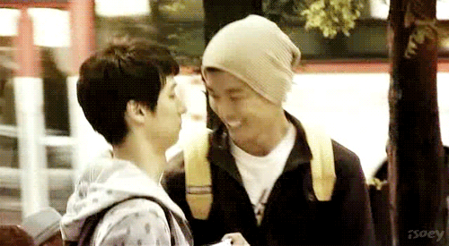 [친구사이] 연우진 이제훈 키스신.gif (15) | 인스티즈