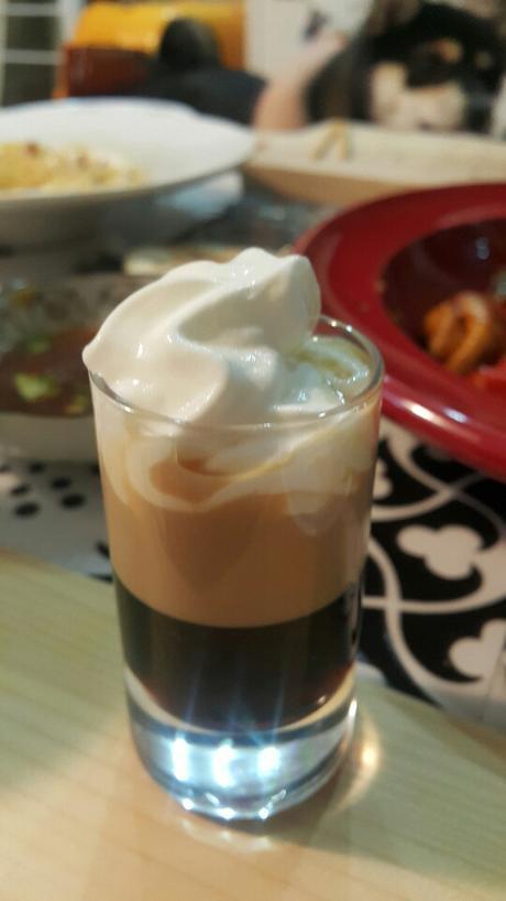 연인과 마시기 좋은 ㅜㅑ한 이름의 칵테일 | 인스티즈