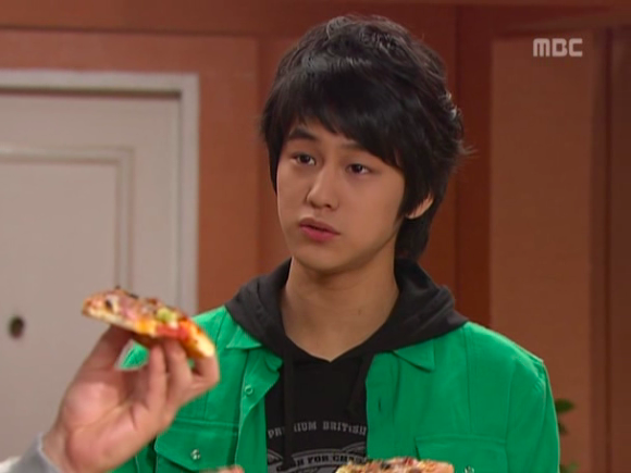 [거침없이하이킥] 윤호-민호 운명의 호떡집 앞 갈림길.jpg | 인스티즈