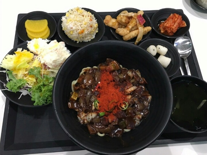게임회사의 무료 구내식당 클라스.jpg | 인스티즈