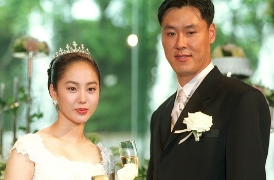 20대에 결혼한 여자연예인들.jpg (만나이로) | 인스티즈