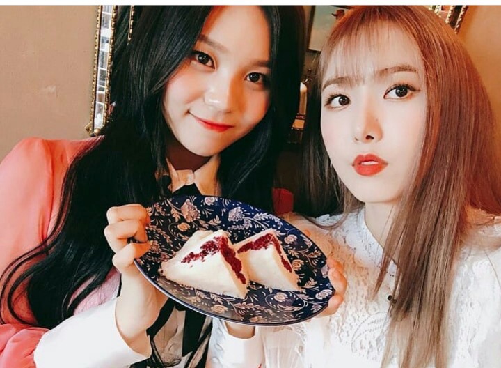 여자친구 엄지&신비.insta | 인스티즈