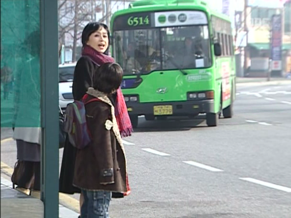 [거침없이하이킥] 윤호-민호 운명의 호떡집 앞 갈림길.jpg | 인스티즈