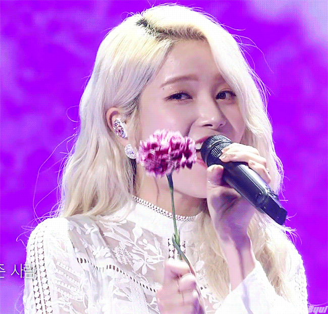그렇게 귀하다는 비주얼 + 메인보컬 꽉찬 육각형 여자 아이돌 .gif | 인스티즈