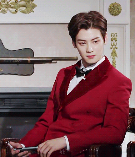 19살 데뷔전부터 현재까지 차은우 얼굴변화.gif(스압) | 인스티즈