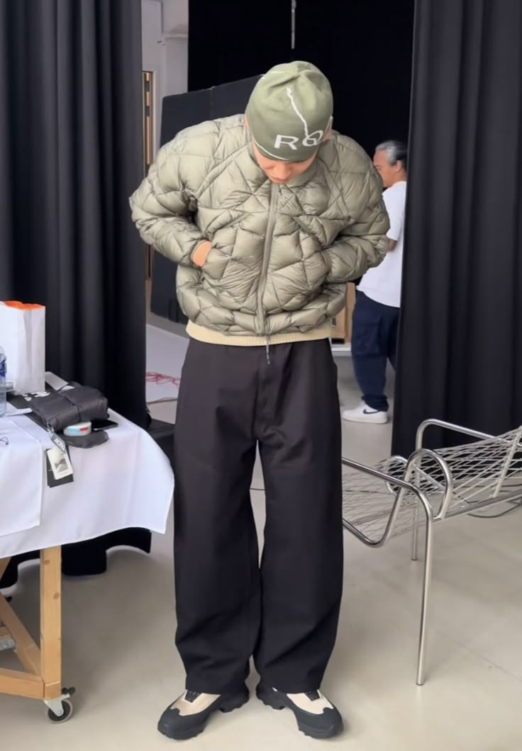 요즘 패션 업계에서 도배중인 25년 겨울 패딩 트렌드.jpg | 인스티즈