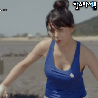 발 안빠지는 조현영 .gif | 인스티즈