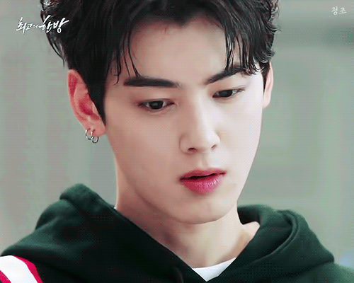19살 데뷔전부터 현재까지 차은우 얼굴변화.gif(스압) | 인스티즈