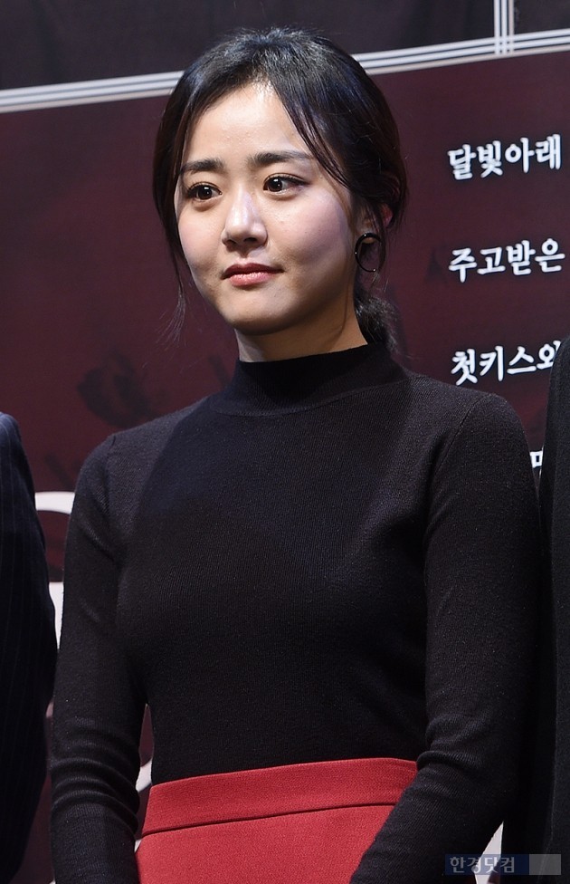 외모가 많이 성숙해진 것 같은 오늘자 문근영.jpg | 인스티즈