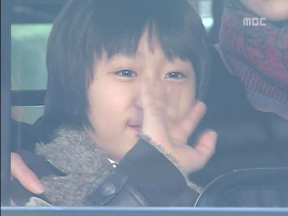 [거침없이하이킥] 윤호-민호 운명의 호떡집 앞 갈림길.jpg | 인스티즈