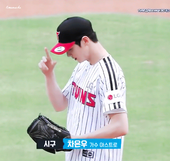 19살 데뷔전부터 현재까지 차은우 얼굴변화.gif(스압) | 인스티즈