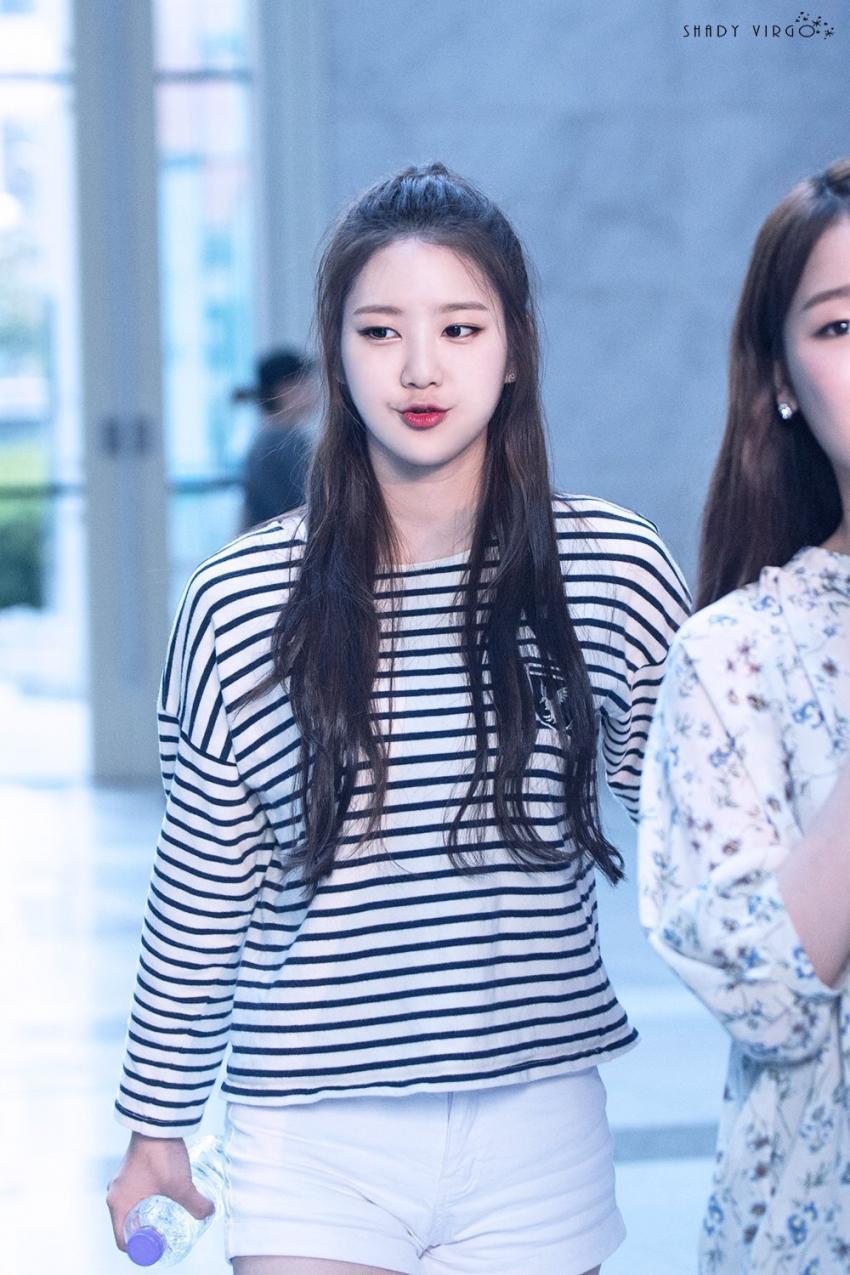 분위기 여신 오마이걸 지호 .JPG | 인스티즈