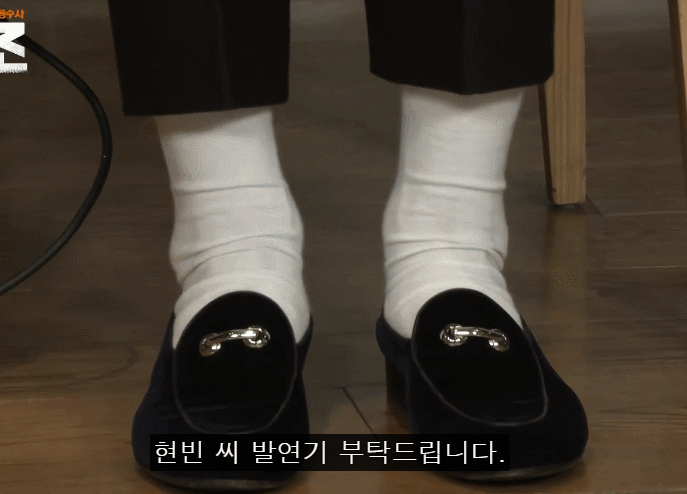 [현빈] 독특한 스타일을 많이 시도하는 현빈과 스타일리스트.jpg | 인스티즈