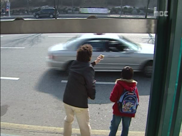 [거침없이하이킥] 윤호-민호 운명의 호떡집 앞 갈림길.jpg | 인스티즈