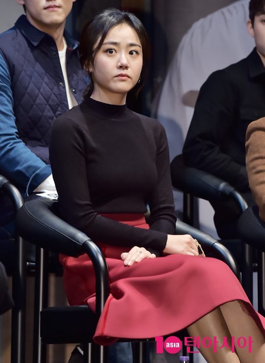 외모가 많이 성숙해진 것 같은 오늘자 문근영.jpg | 인스티즈