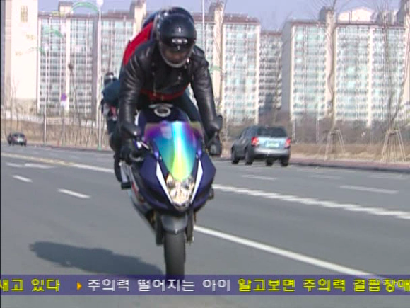 [거침없이하이킥] 윤호-민호 운명의 호떡집 앞 갈림길.jpg | 인스티즈