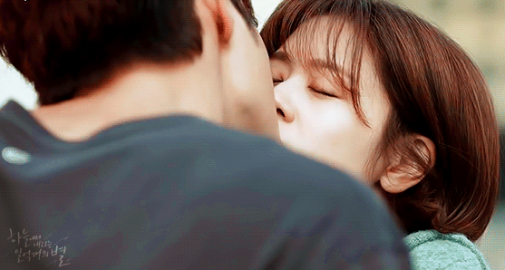 [하늘에서내리는일억개의별] 엮이면 인생 조질 것 같은데 자꾸 신경쓰이는 놈.gif | 인스티즈