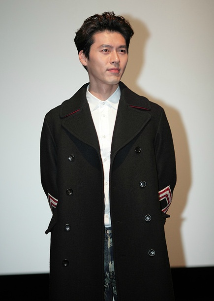 [현빈] 독특한 스타일을 많이 시도하는 현빈과 스타일리스트.jpg | 인스티즈