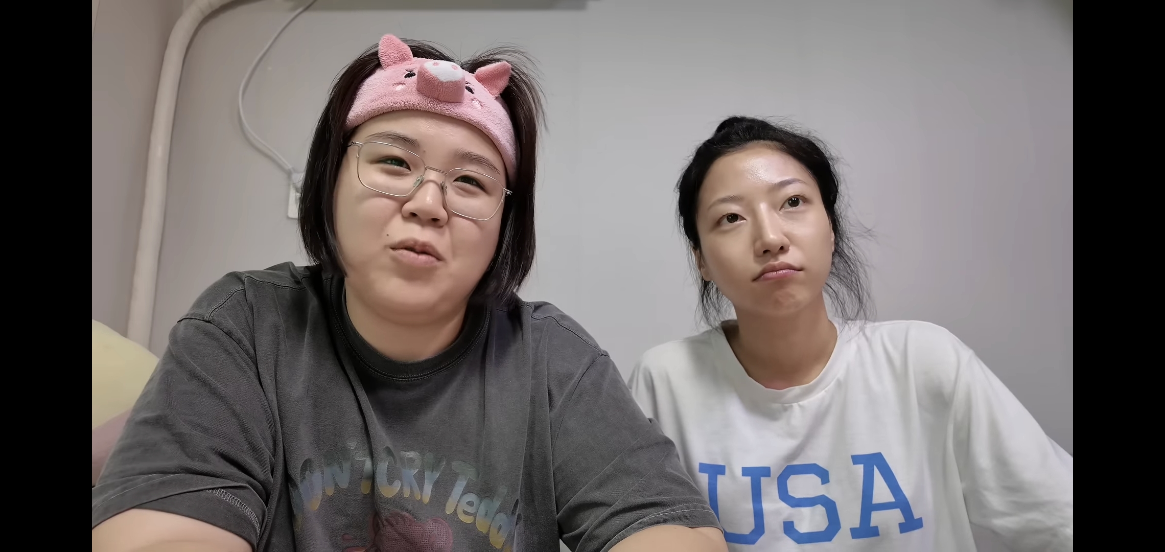 연애남매 최종화 보면서 용우한테 주먹질하는 유튜버 일주어터.jpg | 인스티즈