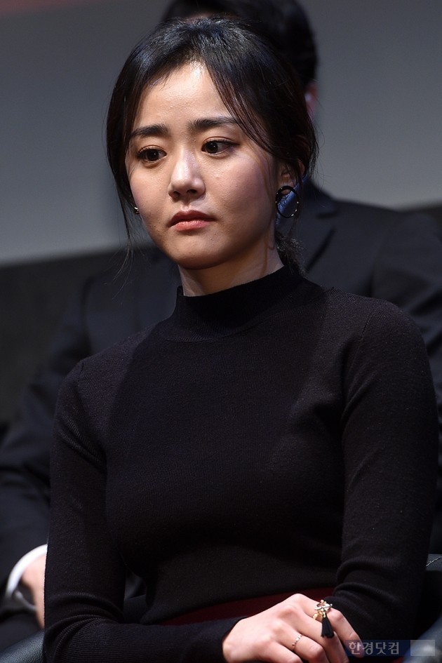 외모가 많이 성숙해진 것 같은 오늘자 문근영.jpg | 인스티즈