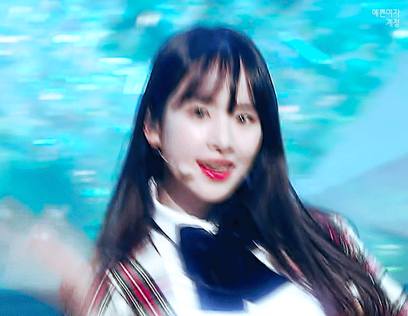그렇게 귀하다는 비주얼 + 메인보컬 꽉찬 육각형 여자 아이돌 .gif | 인스티즈