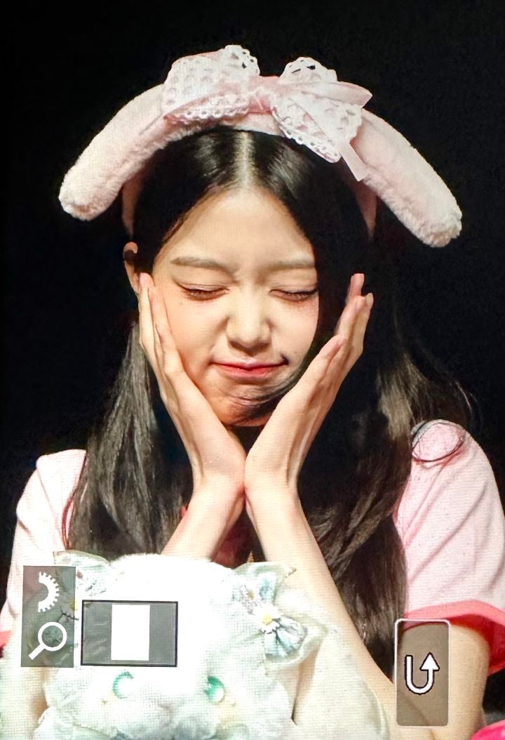 오늘자 아이브 장원영 어린이날 팬싸템 | 인스티즈