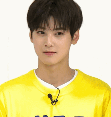 19살 데뷔전부터 현재까지 차은우 얼굴변화.gif(스압) | 인스티즈