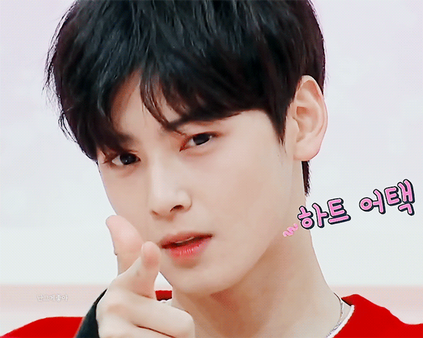 19살 데뷔전부터 현재까지 차은우 얼굴변화.gif(스압) | 인스티즈