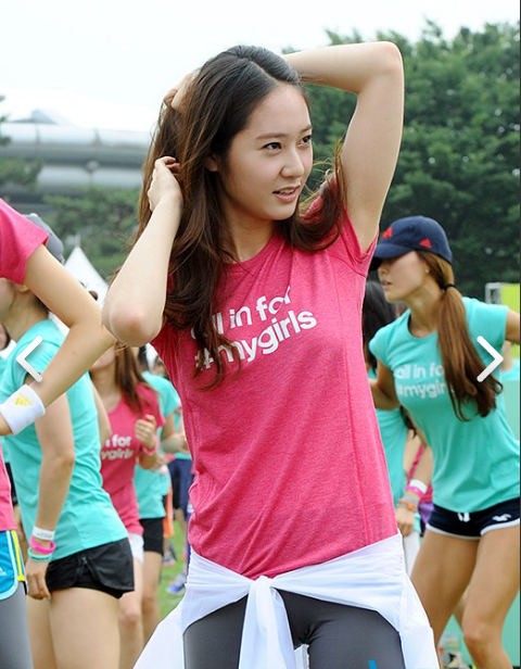 크리스탈 겨드랑이 움짤.GIF | 인스티즈