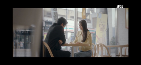 첫방한 '알고있지만'에서 가장 반응 좋았던 '나비의 첫 연애' 장면 | 인스티즈