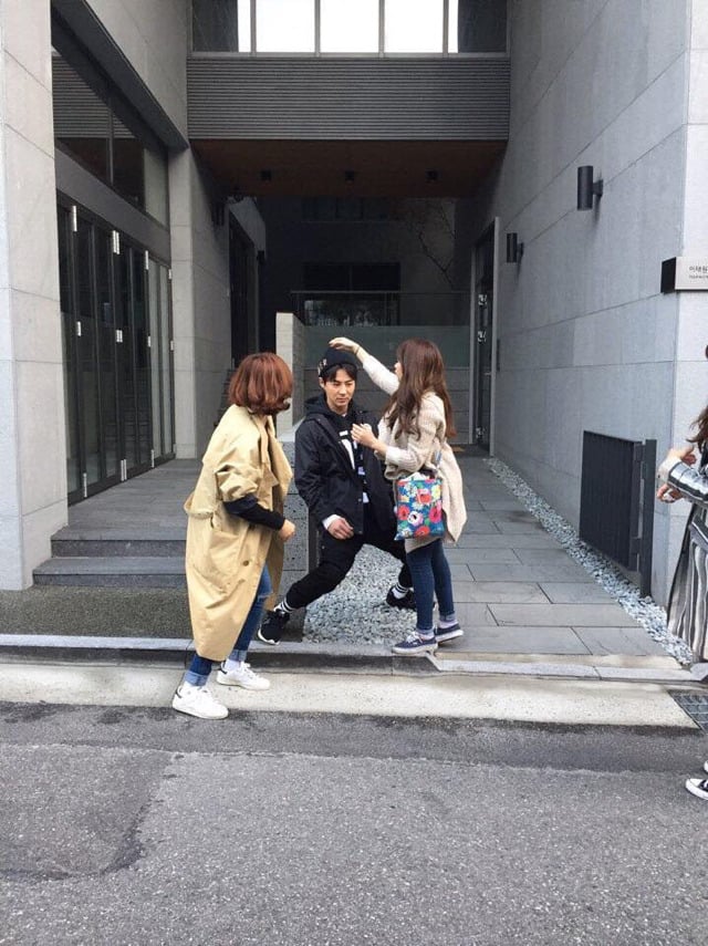 남자 연예인 매너다리 모음.jpg | 인스티즈