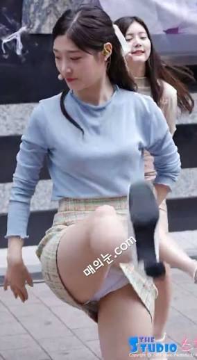 은근 섹시한 정채연 | 인스티즈