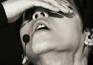 리프팅이 시급해보이는 백현 | 인스티즈