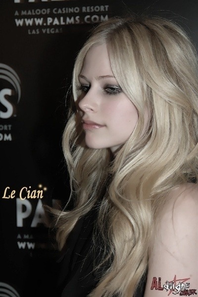 개인적으로 옆태보스라고 생각하는 여자연예인 두명 | 인스티즈