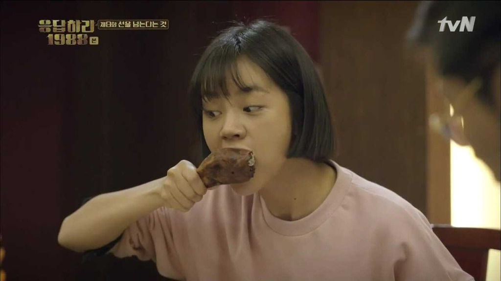 [응답하라1988] 속 깊은 덕선이를 사랑하게 만든 중국 에피.jpg | 인스티즈