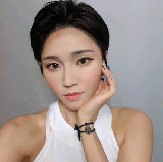 2017 미스 섹시백 모델 이유이.jpg | 인스티즈