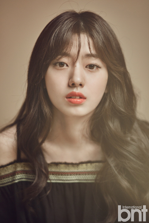 앞니에 딱밤한번 때려보고싶게생긴 신세휘 | 인스티즈