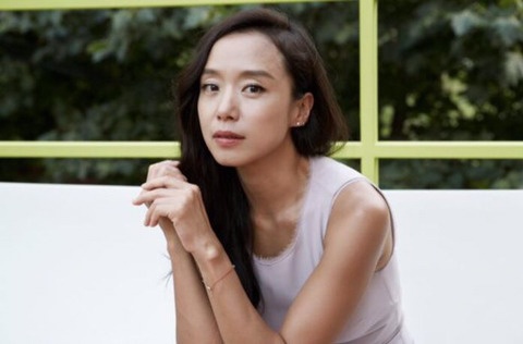 귀밑 턱선이 있는 L라인 가지고 있는 연예인들 | 인스티즈