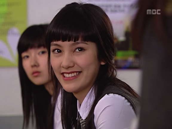 [거침없이하이킥] 짜리 강유미VS목돌이 나혜미.jpg | 인스티즈