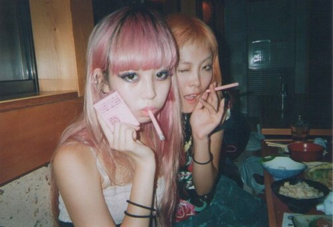 일본에서 타투 스타킹을 유행시킨 장본인 | 인스티즈