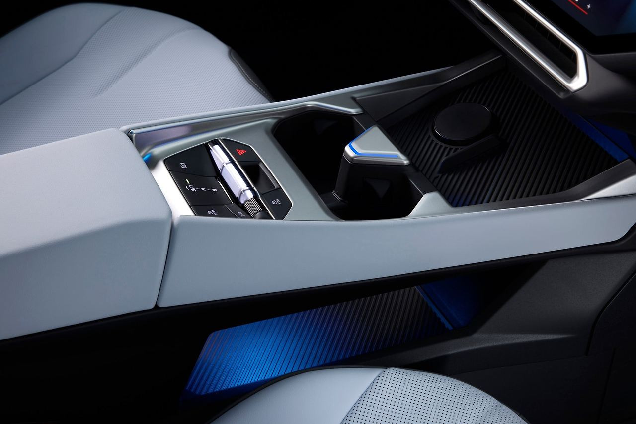 어제 정식 공개된 BMW i3 | 인스티즈