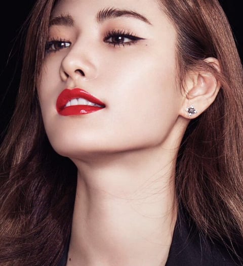 귀밑 턱선이 있는 L라인 가지고 있는 연예인들 | 인스티즈