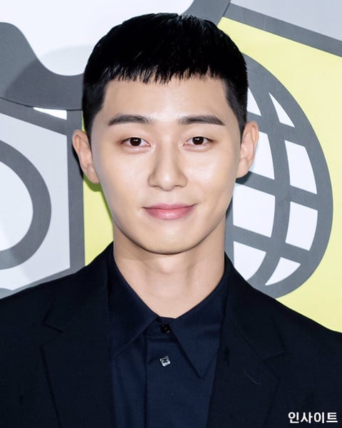 ' 박새로이컷 해주세요 ' 미용사들의 행복한 비명 .jpg | 인스티즈