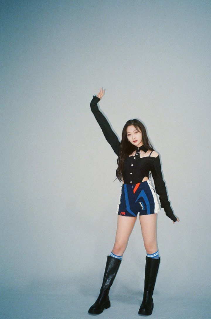 다리긴걸로 나름 유명한 에스파 지젤의 다리길이 | 인스티즈