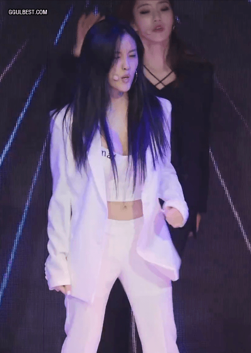 티아라 효민 슴부심.gif | 인스티즈