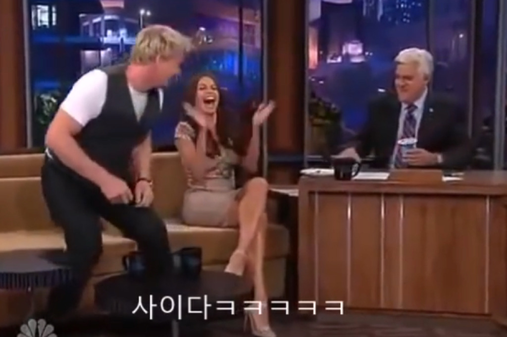 고든램지가 소피아 베르가라한테 토크쇼에서 한 행동들 .jpg | 인스티즈
