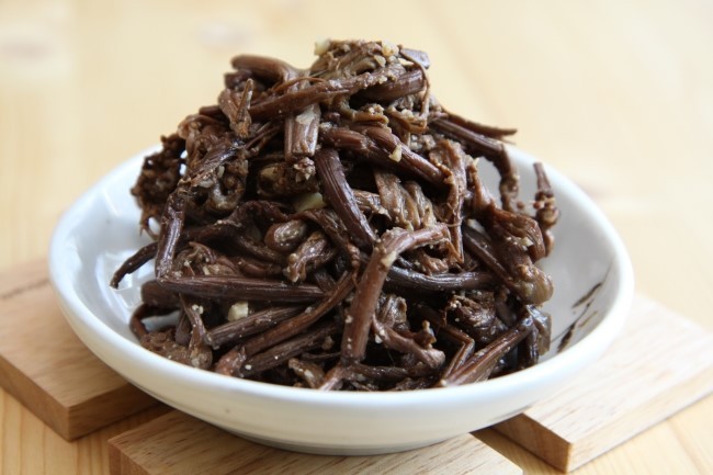 우리가 흔히 먹는 고사리 나물..... (환공포증주의) +추가 | 인스티즈