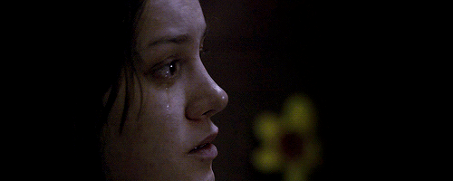 감금이란 소재를 다른 방식으로 풀어낸 영화 '룸' | 인스티즈