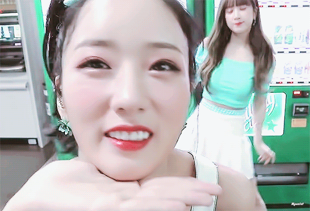 [에이핑크] 남극이라도 가고 싶은 마음이 들어서 보미 | 인스티즈